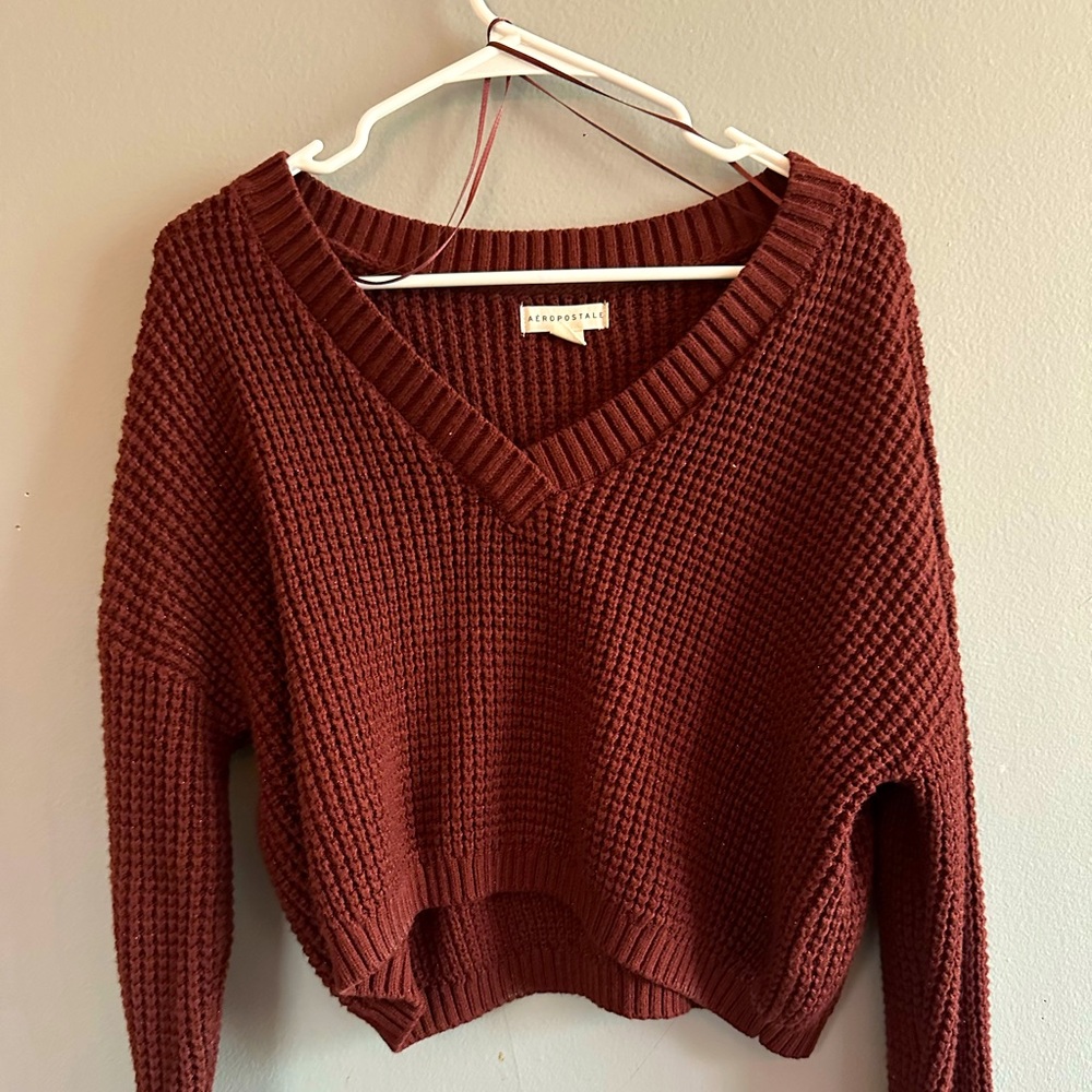 Amber cropped V neck sweater